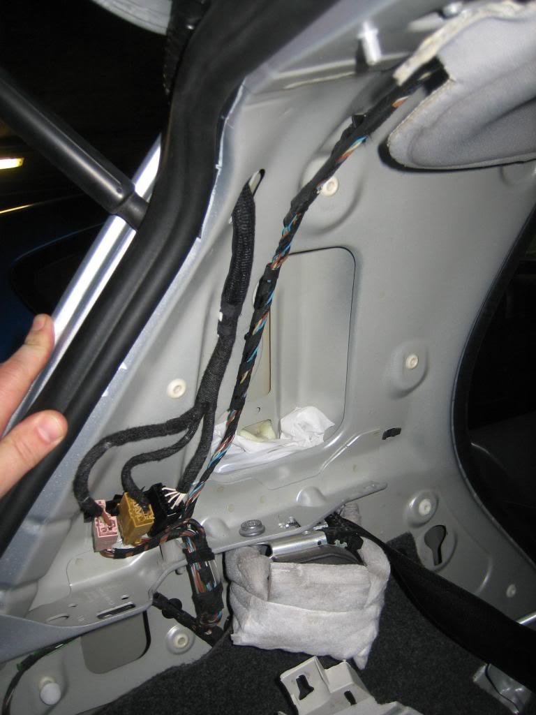 Tailgate Wires Broken! Rear lock, reverse lights, handle not working.  Soldering advice/comments please! | GOLFMKV.com - VW GTI Forum / VW Rabbit  Forum / VW R32 Forum / VW Golf Forum  Golf Mk6 Rear Light Wiring Diagram    GOLFMKV.com